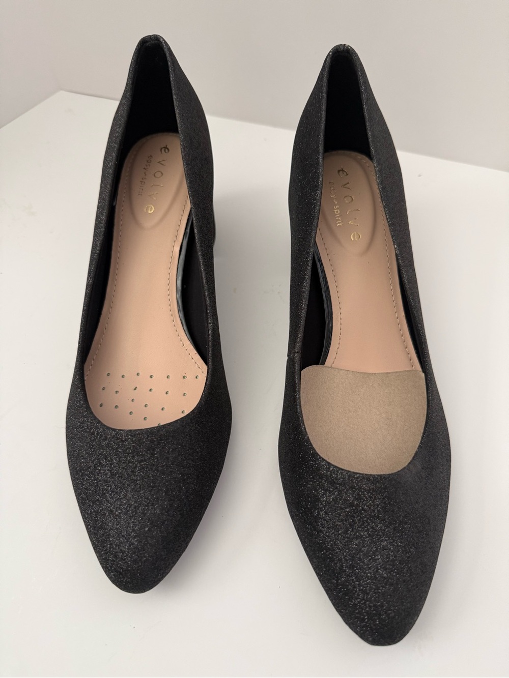 Evolve Brand Robin3 Black Glitter Pumps Heels Size 9 NIB Holiday